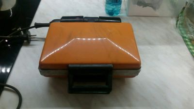 Лот: 12203533. Фото: 1. Вафельница СССР. Кухонная