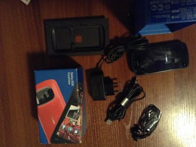 Лот: 2980181. Фото: 1. Nokia 808 pureviev обмен. Смартфоны
