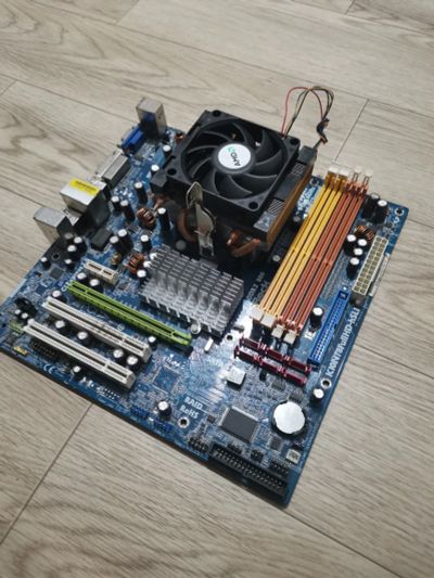 Лот: 23509165. Фото: 1. Материнская плата ASRock Ki0n78fullhd-hsli... Комплекты запчастей