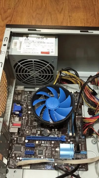 Лот: 24560762. Фото: 1. Asus P8H61-M (сокет 1155, VGA... Материнские платы