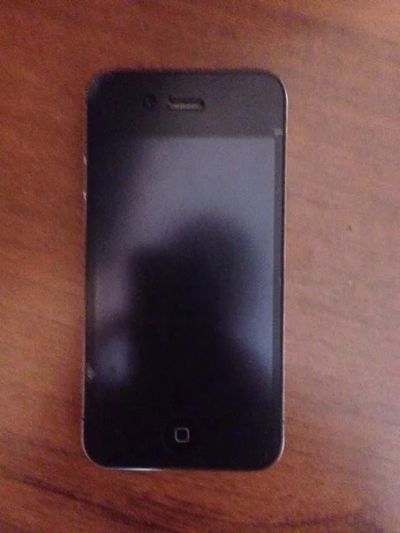 Лот: 3700610. Фото: 1. Продам IPhone 4G. Смартфоны