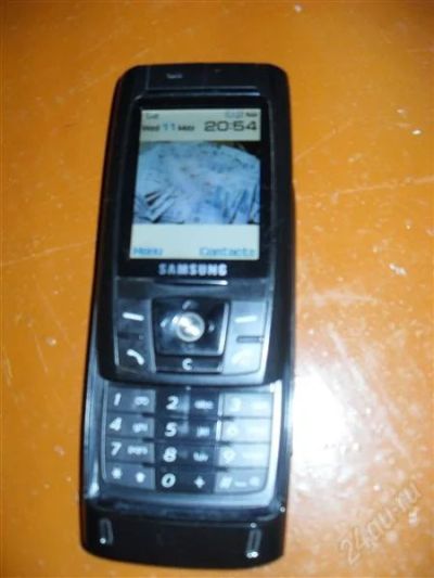 Лот: 961772. Фото: 1. телефон samsung d-820. Кнопочные мобильные телефоны
