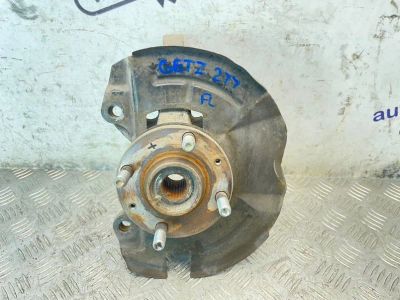 Лот: 25600984. Фото: 1. поворотный кулак Hyundai Getz. Двигатель и элементы двигателя