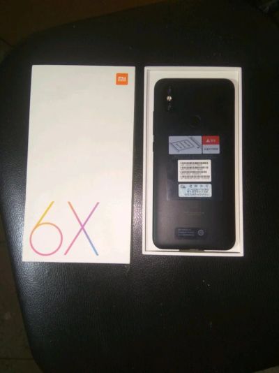 Лот: 12846814. Фото: 1. Xiaomi 6x 4/64. Смартфоны