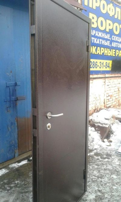 Лот: 14526975. Фото: 1. дверь теплая, металлическая. Двери входные