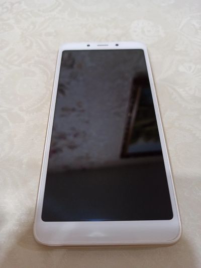 Лот: 16974237. Фото: 1. Xiaomi Redmi 6 3/32 золотой. Смартфоны