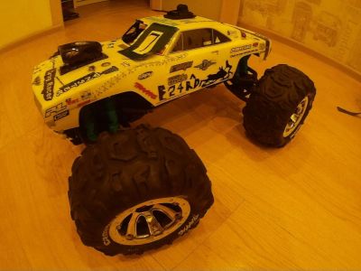 Лот: 6478525. Фото: 1. Traxxas E-Maxx Brushless(вся подвеска... Автомоделизм
