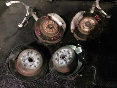 Лот: 16938368. Фото: 1. Ступицы перед в сборе Toyota celsior... Ходовая, подвеска, рулевое управление