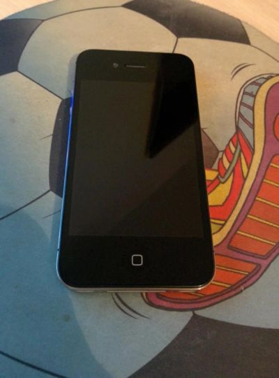 Лот: 4890456. Фото: 1. Продам iphone 4S 8 Гб. 8000р. Смартфоны