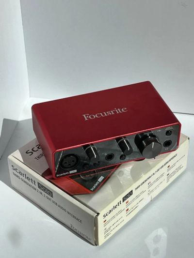 Лот: 25704042. Фото: 1. Focusrite Scarlett Solo 3rd Gen. Микшеры, предусилители, микрофонные эффекты