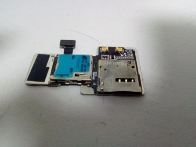 Лот: 11344363. Фото: 1. Samsung GT-I9505 шлейф с конектором... Смартфоны