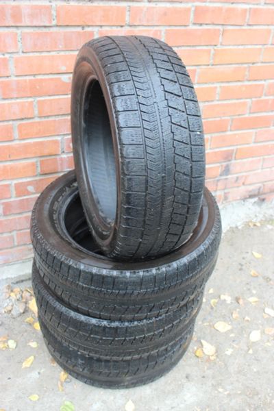 Лот: 20853058. Фото: 1. Шины зимние Bridgestone Blizzak... Шины