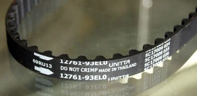 Лот: 21364581. Фото: 1. Ремень ГРМ SUZUKI DF9,9 / DF15... Запчасти для лодок, катеров, лодочных моторов