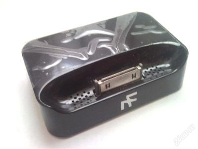 Лот: 979065. Фото: 1. Док-станция для Iphone 3GS. Другое (смартфоны, связь, навигация)