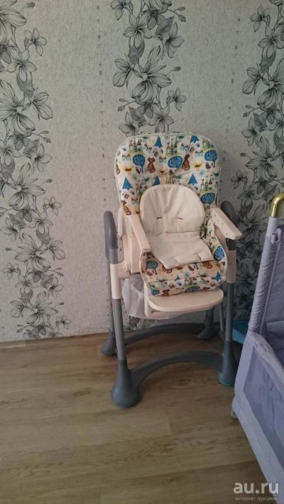 Лот: 8500437. Фото: 1. Стульчик для кормления. Столики, стулья, парты