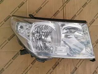 Лот: 21875882. Фото: 1. Фара Правая TOYOTA арт. 8113060D12. Другое (автозапчасти)