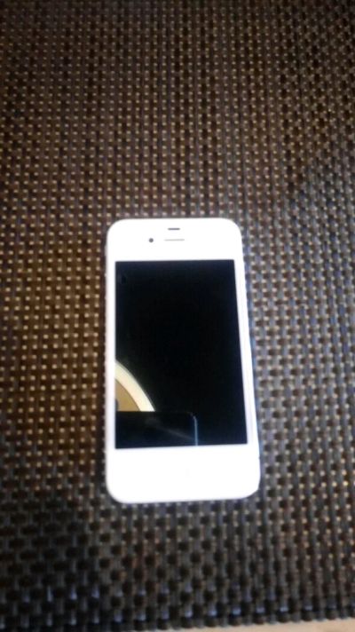 Лот: 8915571. Фото: 1. Apple iphone4 8gb. Смартфоны