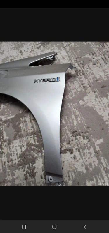 Лот: 25020002. Фото: 1. Крыло левое toyota prius 30. Кузов