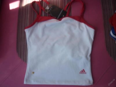 Лот: 4340684. Фото: 1. топ adidas 42-44 р-р новый. Футболки, топы и майки