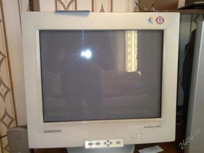 Лот: 860450. Фото: 1. Монитор 19 дюйм вроде. ЭЛТ-мониторы