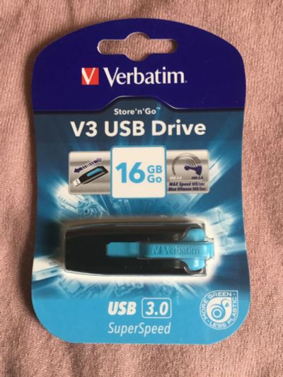 Лот: 11363298. Фото: 1. Продам флэшку 16 Гб новая. USB-флеш карты