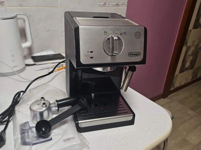 Лот: 24790655. Фото: 1. Кофемашина рожковая delonghi 33... Чайники, кофемашины, кулеры