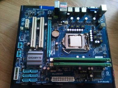 Лот: 12954023. Фото: 1. Материнская плата Gigabyte GA-H55M-S2... Комплекты запчастей