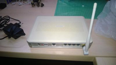 Лот: 3546233. Фото: 1. Asus WL500g Premium v1. WiFi, Bluetooth адаптеры