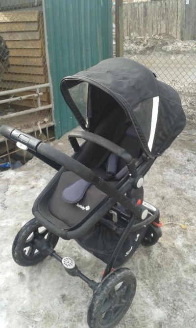 Лот: 11225255. Фото: 1. Коляска Safety 1st: 2 сменных... Коляски