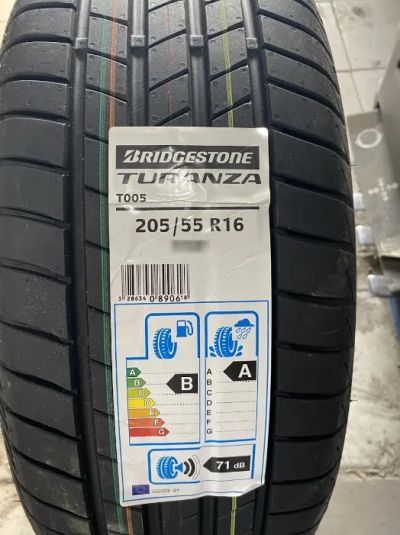 Лот: 19320178. Фото: 1. шины 205/55 R16 Bridgestone Turanza... Шины