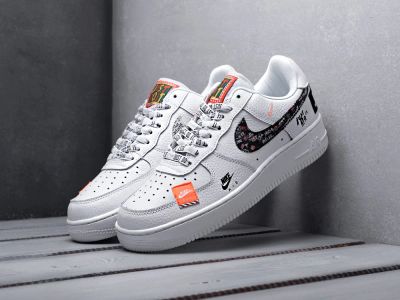 Лот: 12191567. Фото: 1. Кроссовки Nike Air Force 1 Low... Кеды, кроссовки, слипоны