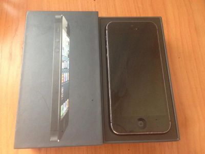 Лот: 6293220. Фото: 1. iPhone 5, Black, 16GB. Смартфоны