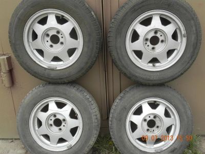 Лот: 3437637. Фото: 1. Продам 6 колес в сборе на 13. Шины на дисках