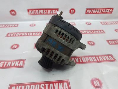 Лот: 20896336. Фото: 1. Генератор Nissan Lafesta NB30... Двигатель и элементы двигателя