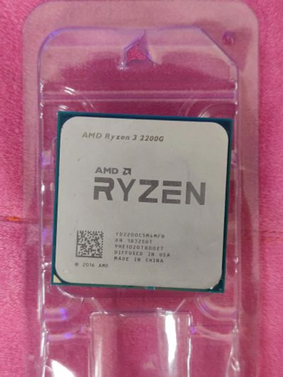 Лот: 23595529. Фото: 1. Процессор AMD Ryzen 3 2200G/3... Процессоры