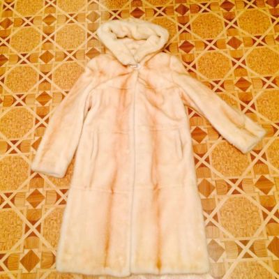 Лот: 4827598. Фото: 1. Шуба норковая Греция. Верхняя одежда