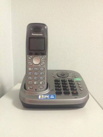 Лот: 5115430. Фото: 1. Телефон стационарный Panasonic... DECT и радиотелефоны