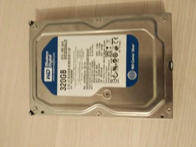 Лот: 8860060. Фото: 1. Жесткий диск Western Digital 320gb... Жёсткие диски (HDD)