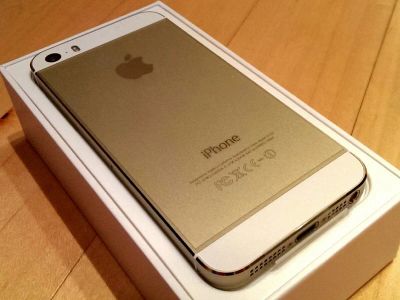 Лот: 6296473. Фото: 1. Apple IPhone 5s 16gb gold lte. Смартфоны
