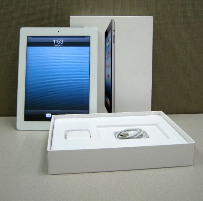 Лот: 5077421. Фото: 1. Apple iPad 2 64Gb Wi-Fi+3G White. Планшеты