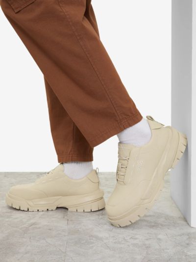 Лот: 22457652. Фото: 1. Кроссовки женские FILA Backbone... Другое (одежда, обувь, галантерея)