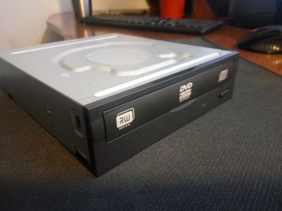 Лот: 12085302. Фото: 1. Привод dvd rw iHAP122. Приводы CD, DVD, BR, FDD