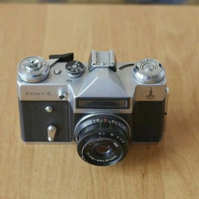 Лот: 12028003. Фото: 1. Фотоаппарат СССР. Предметы интерьера и быта