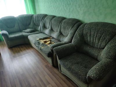 Лот: 16365073. Фото: 1. Угловой диван с креслом. Диваны