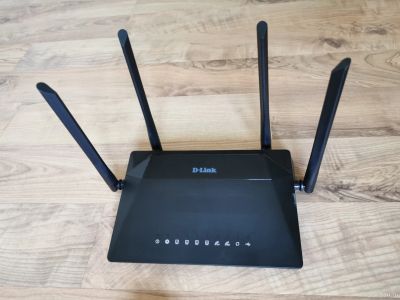 Лот: 17598978. Фото: 1. Wi-Fi роутер D-Link DIR-825/RU... Маршрутизаторы (роутеры)