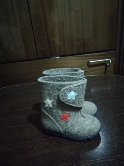 Лот: 12113937. Фото: 1. Валенки. Валенки, угги, унты