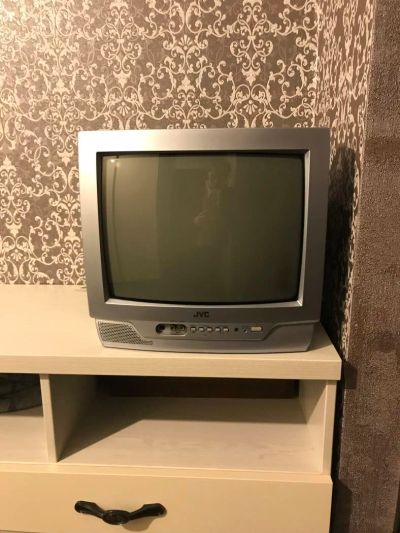 Лот: 10957096. Фото: 1. Телевизор и DVD проигрыватель. Телевизоры