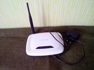 Лот: 8408126. Фото: 1. Роутер TP-Link TL-WR740N. Маршрутизаторы (роутеры)