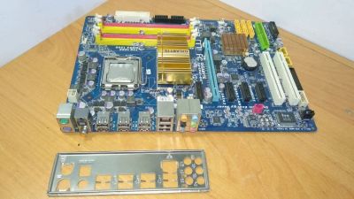 Лот: 17830881. Фото: 1. Материнская плата Gigabyte GA-EP45-DS3L. Материнские платы