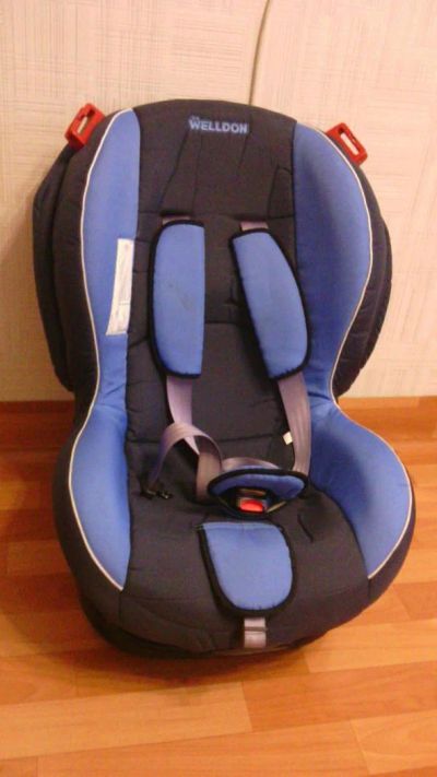 Лот: 8230599. Фото: 1. продам детское кресло на 9-36... Детские автокресла
